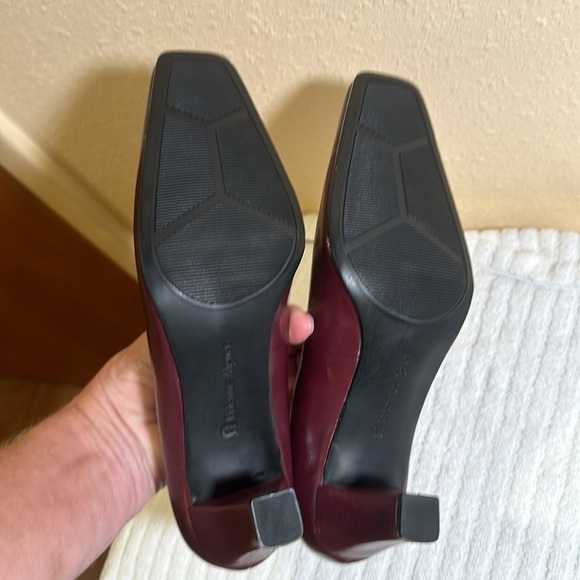 Etienne Aigner pumps size 7 - Picture 6 of 6